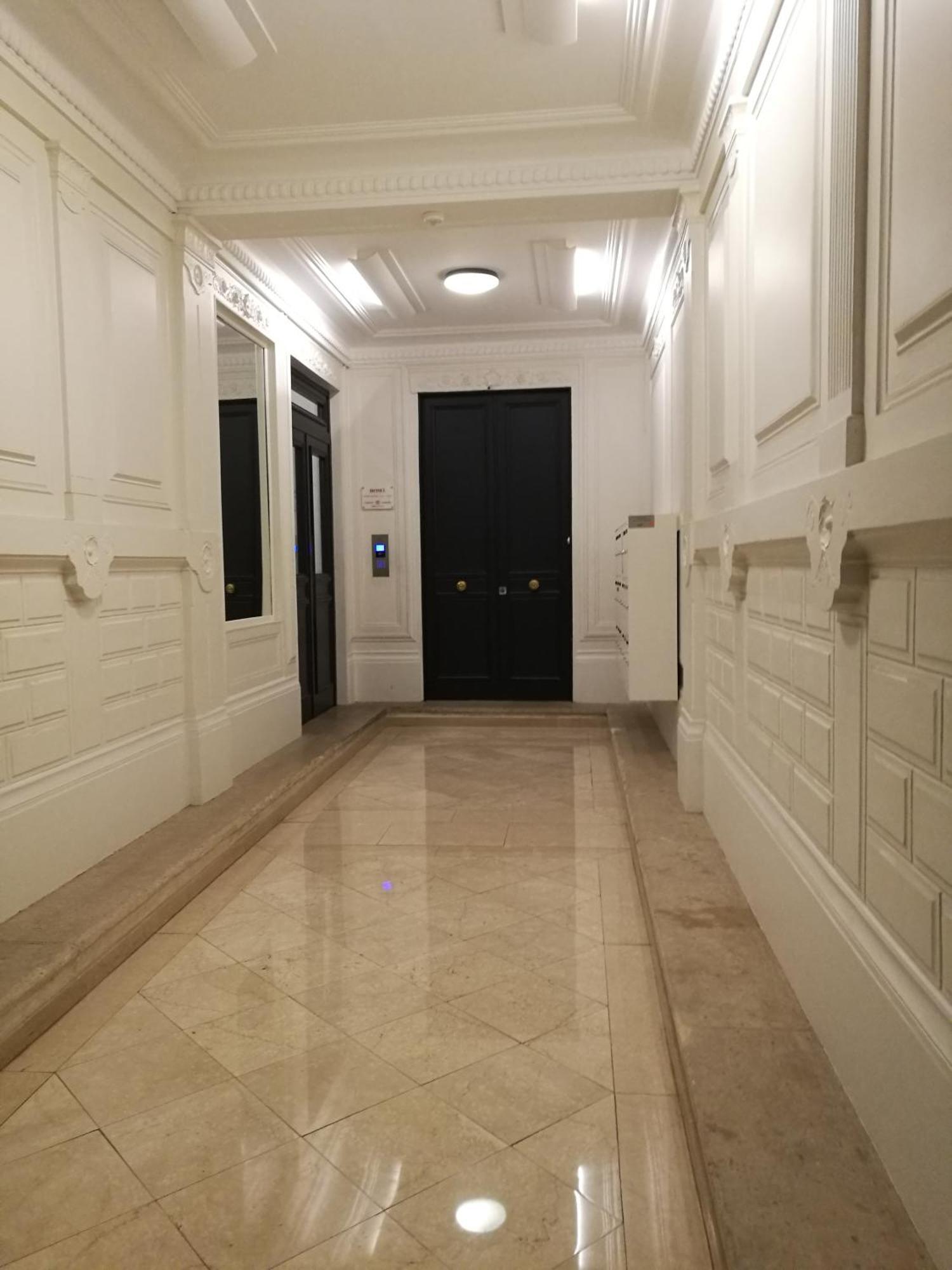 Charmant Studio Au Coeur De Parigi Esterno foto