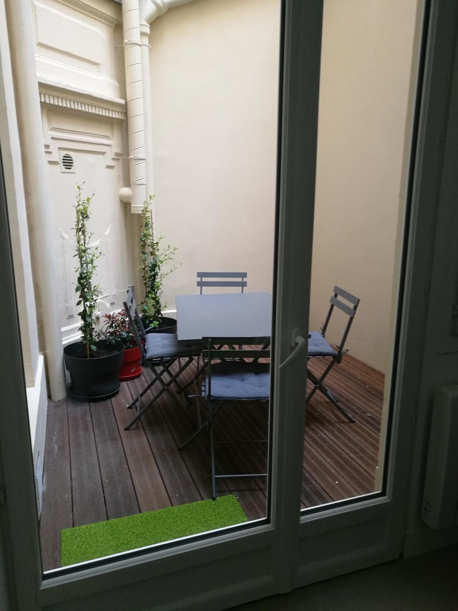 Charmant Studio Au Coeur De Parigi Esterno foto